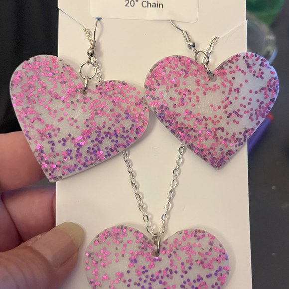 Handmade Holographic Heart earrings - Picture 2 of 6